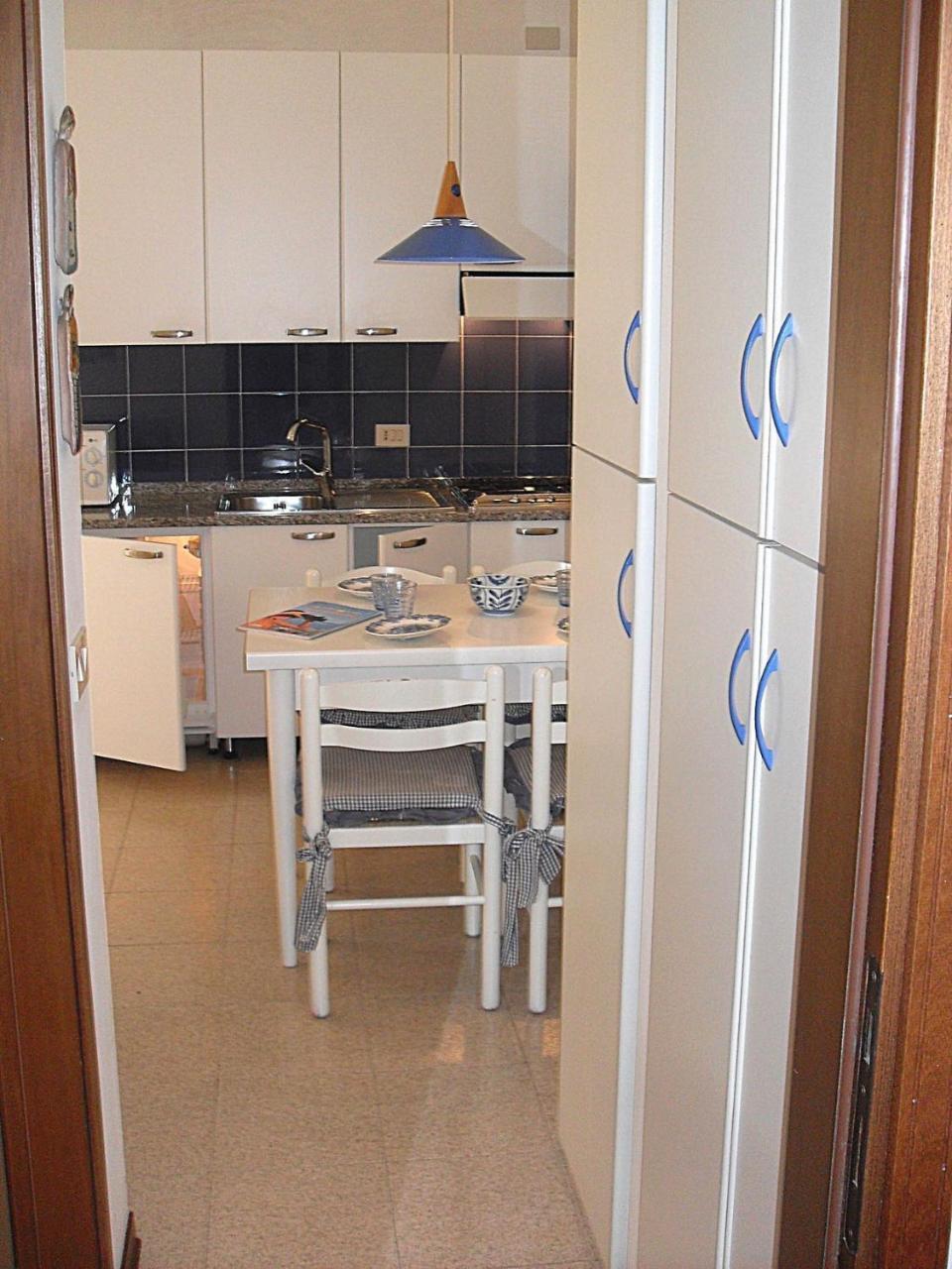 Marinella Apartment Бибионе Екстериор снимка