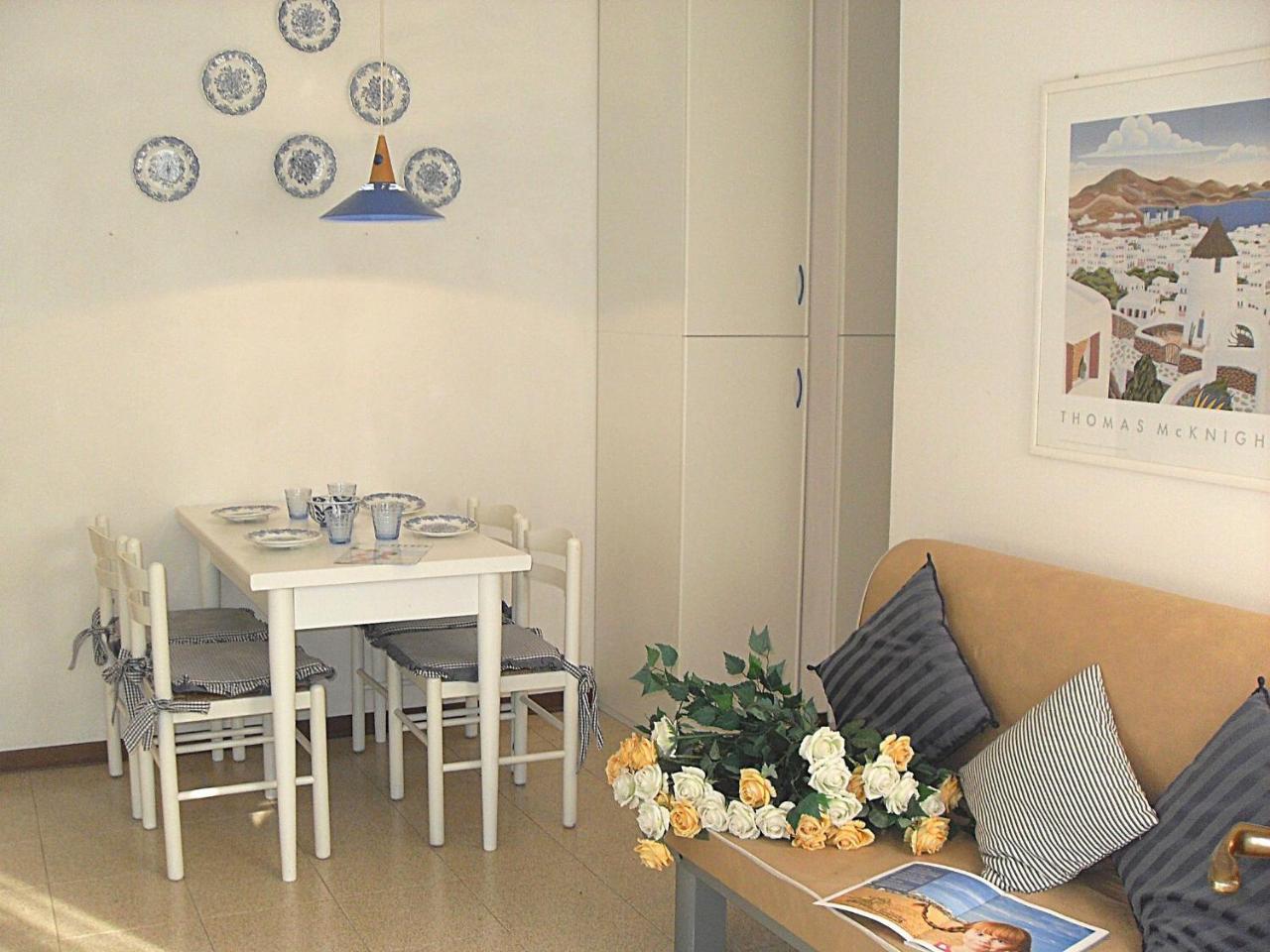 Marinella Apartment Бибионе Екстериор снимка