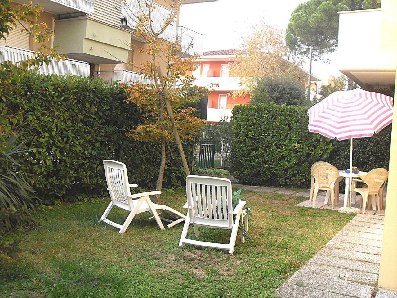 Marinella Apartment Бибионе Екстериор снимка
