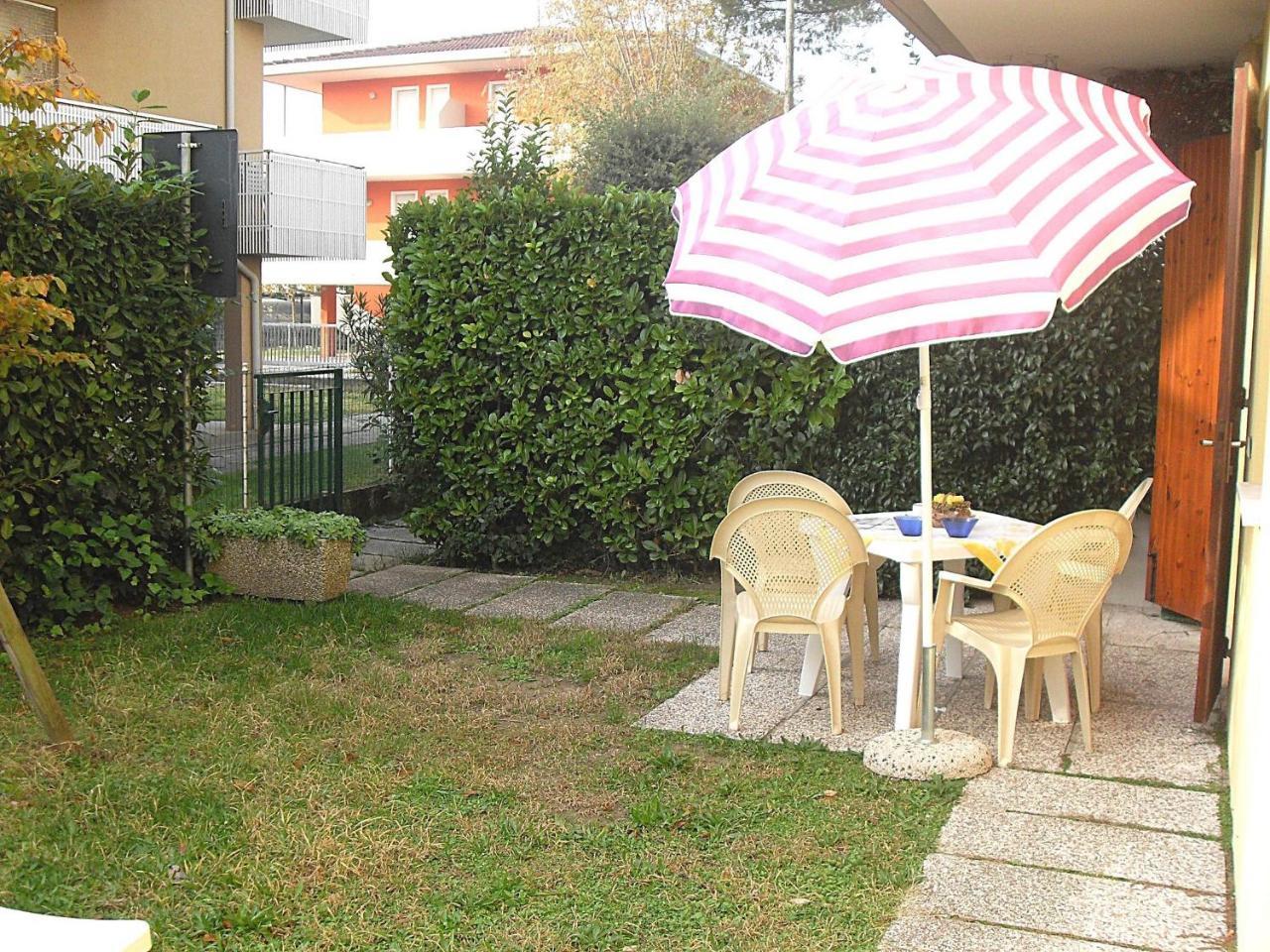 Marinella Apartment Бибионе Екстериор снимка