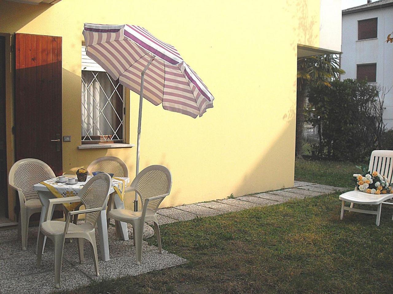 Marinella Apartment Бибионе Екстериор снимка