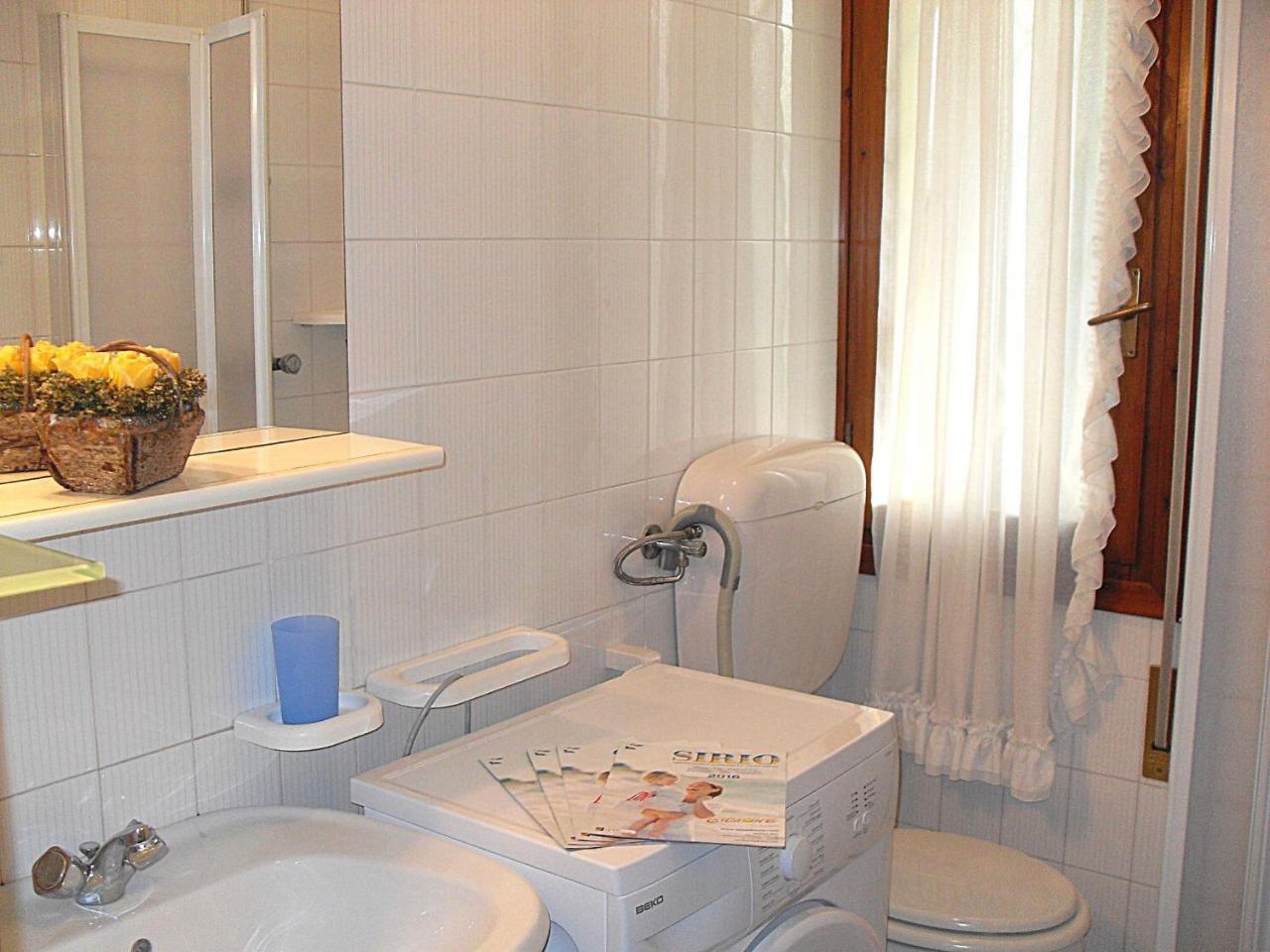 Marinella Apartment Бибионе Екстериор снимка
