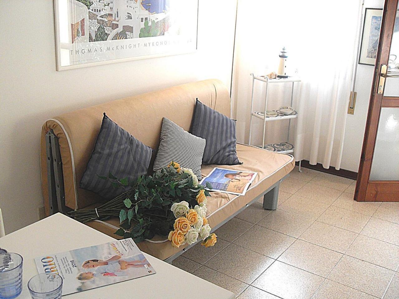 Marinella Apartment Бибионе Екстериор снимка