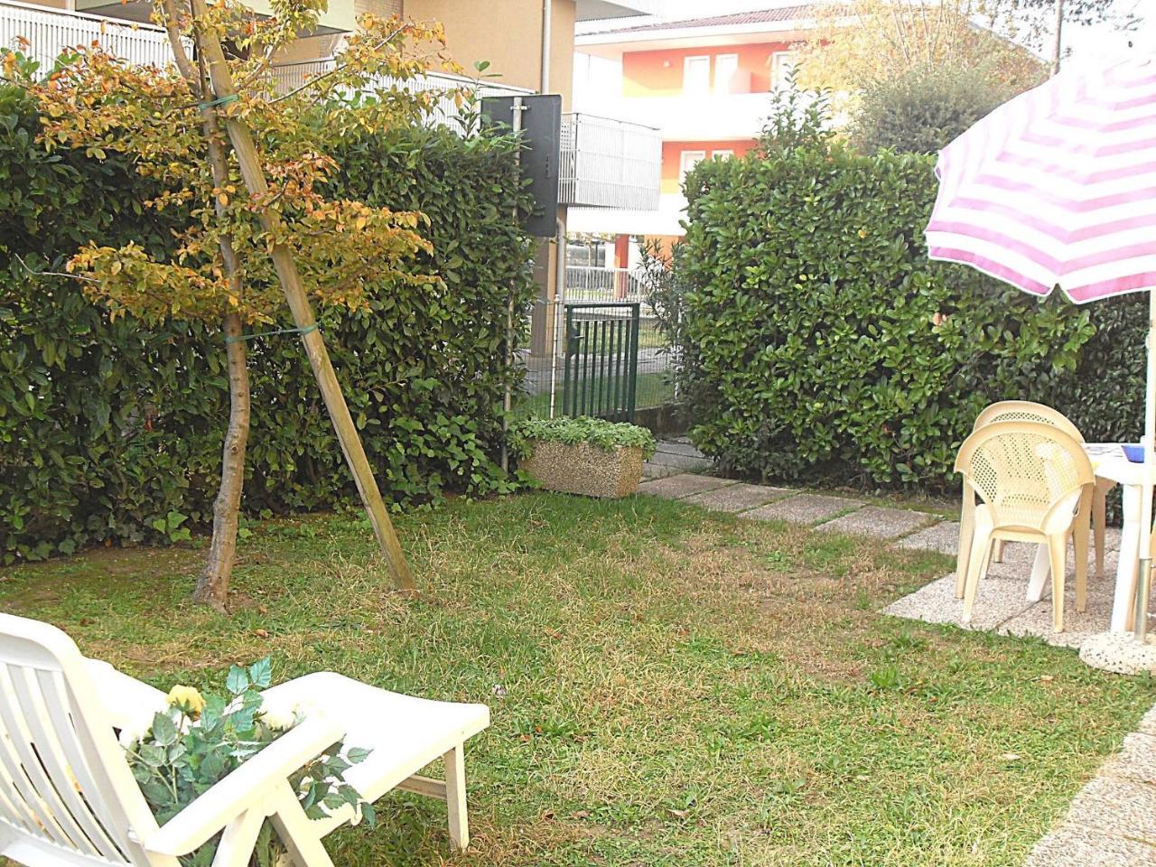 Marinella Apartment Бибионе Екстериор снимка
