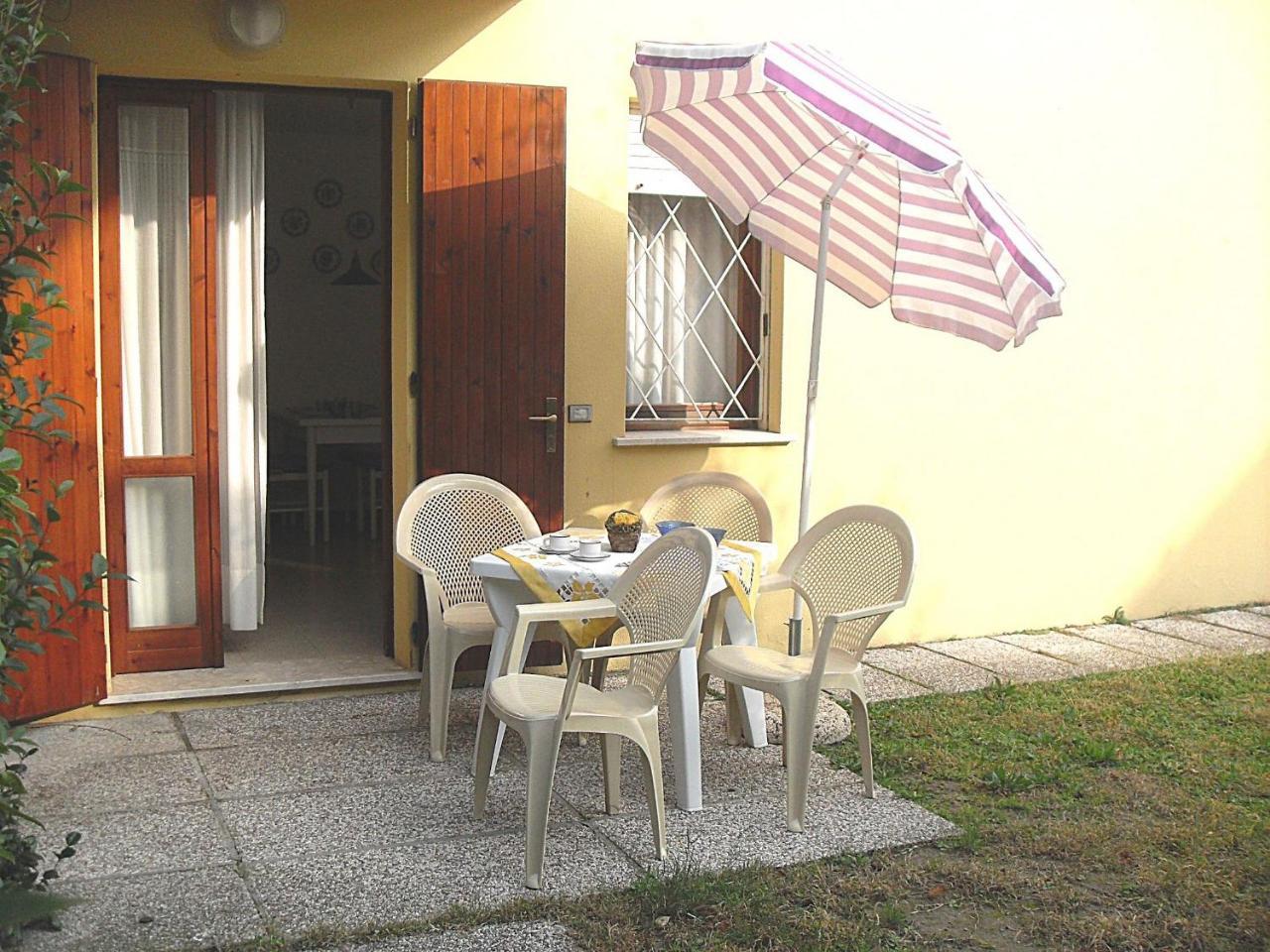 Marinella Apartment Бибионе Екстериор снимка